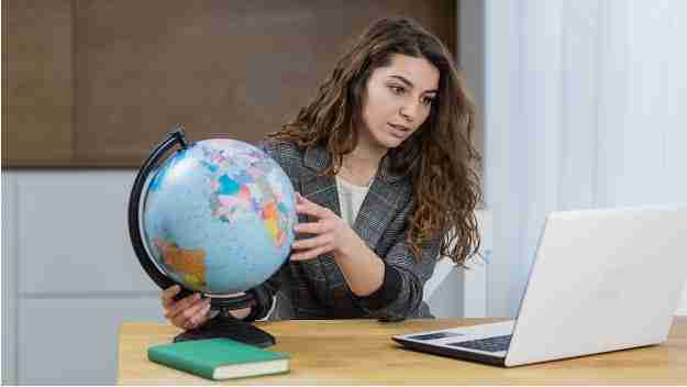 Pros and Cons of Pursuing Education Abroad